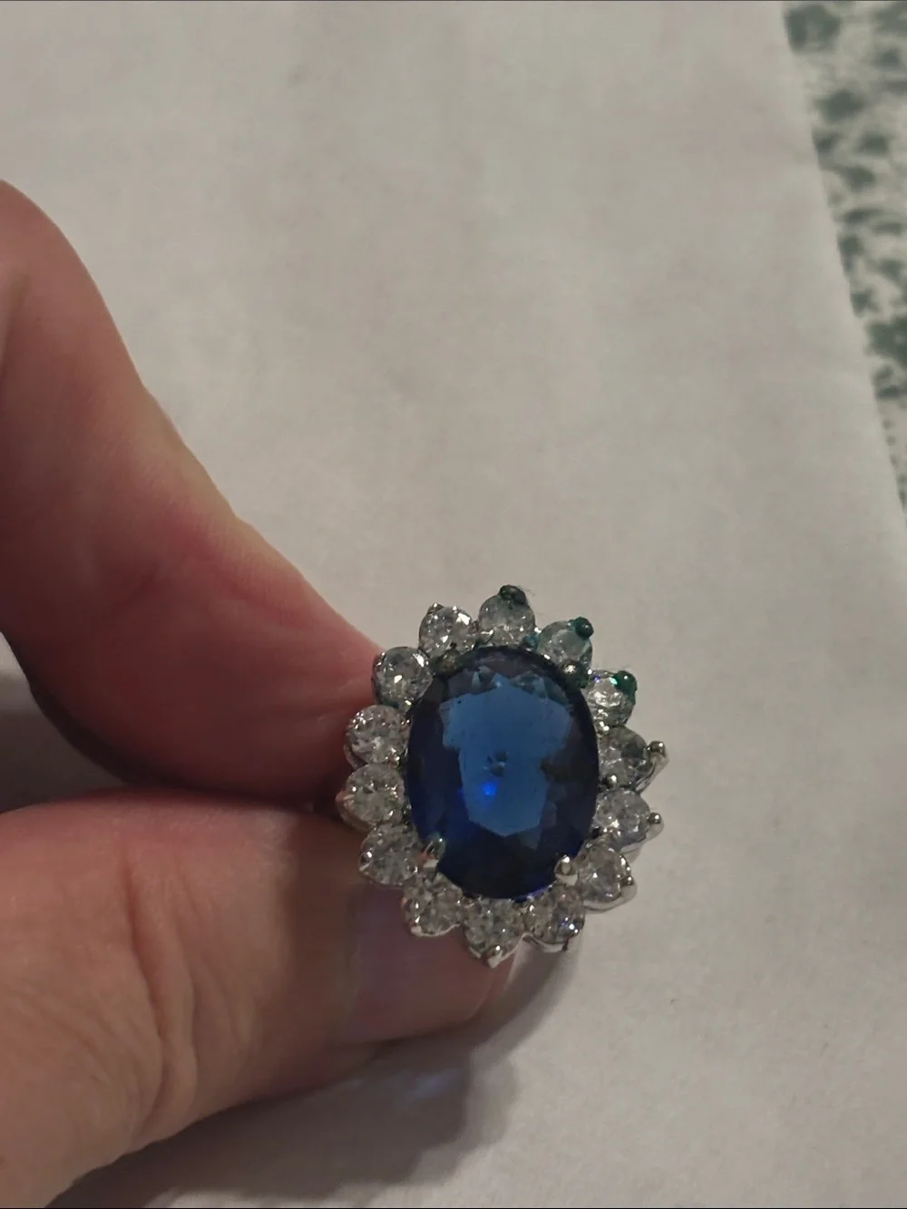 KJL Kenneth Jay Lane Faux Blue Sapphire Glass Halo Cocktail Ring Silver Tone 7.5